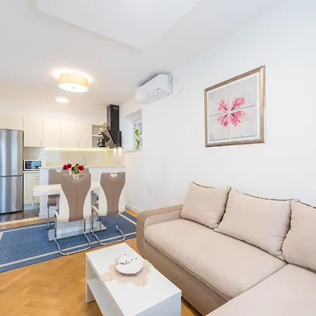 Apartment Lucija - Two Bedroom With Balcony And Sea View *