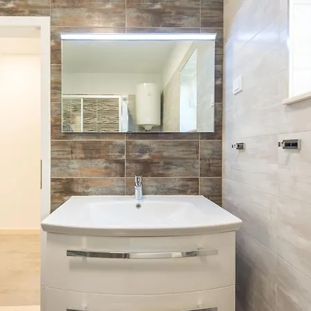 Lucija - Two Bedroom With Balcony And Sea View * Dubrovnik